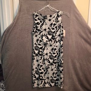 Dressbarn black and white floral dress